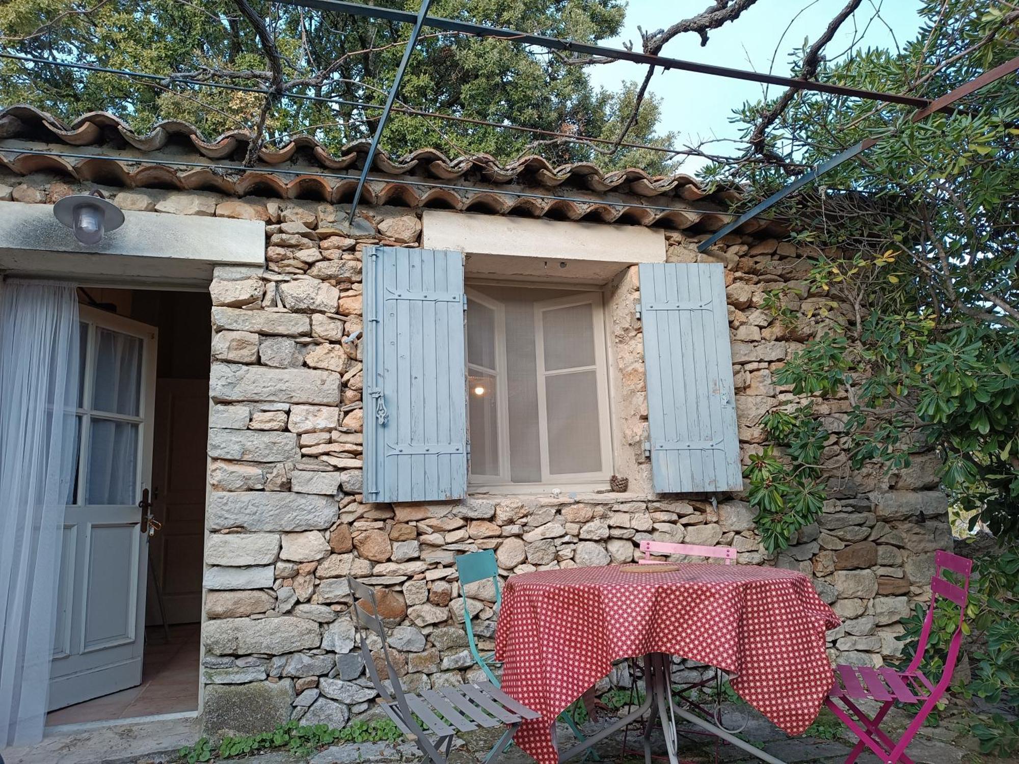 Villa Sous La Vigne Rustrel Esterno foto